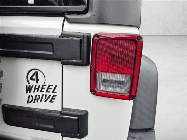 Used 2016 Jeep Wrangler Unlimited Sport AWD/4WD image 27