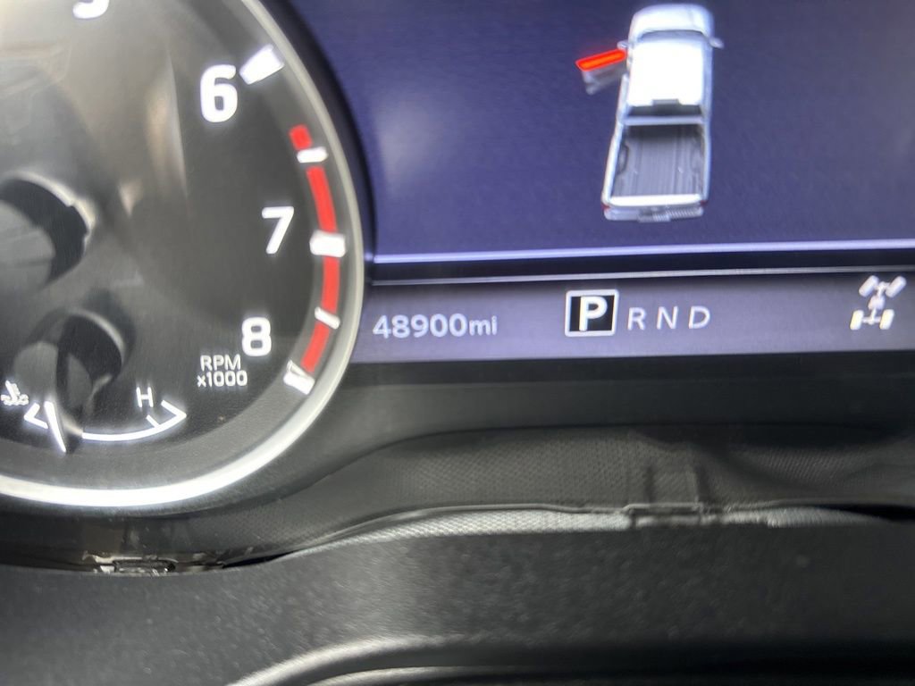 Used 2022 Nissan Titan SV w/ SV Convenience Package image 31