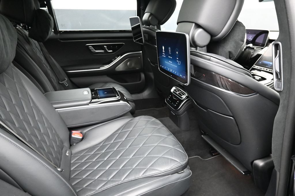 Used 2024 Mercedes-Benz S 580 4MATIC Sedan image 18