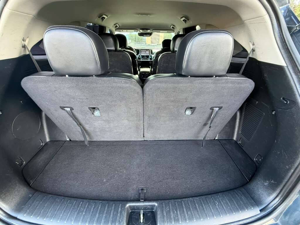 Used 2021 Kia Sorento S FWD image 16