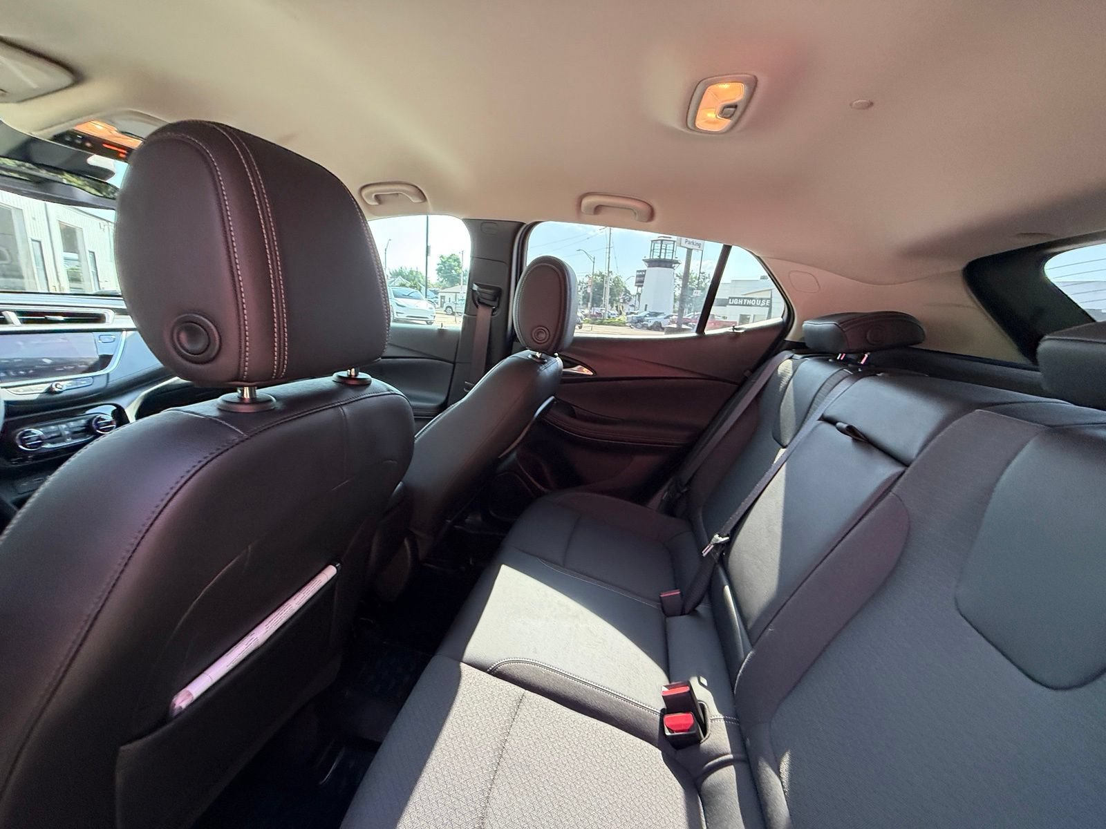 Used 2023 Buick Encore GX Select w/ Sport Touring Package AWD/4WD image 5