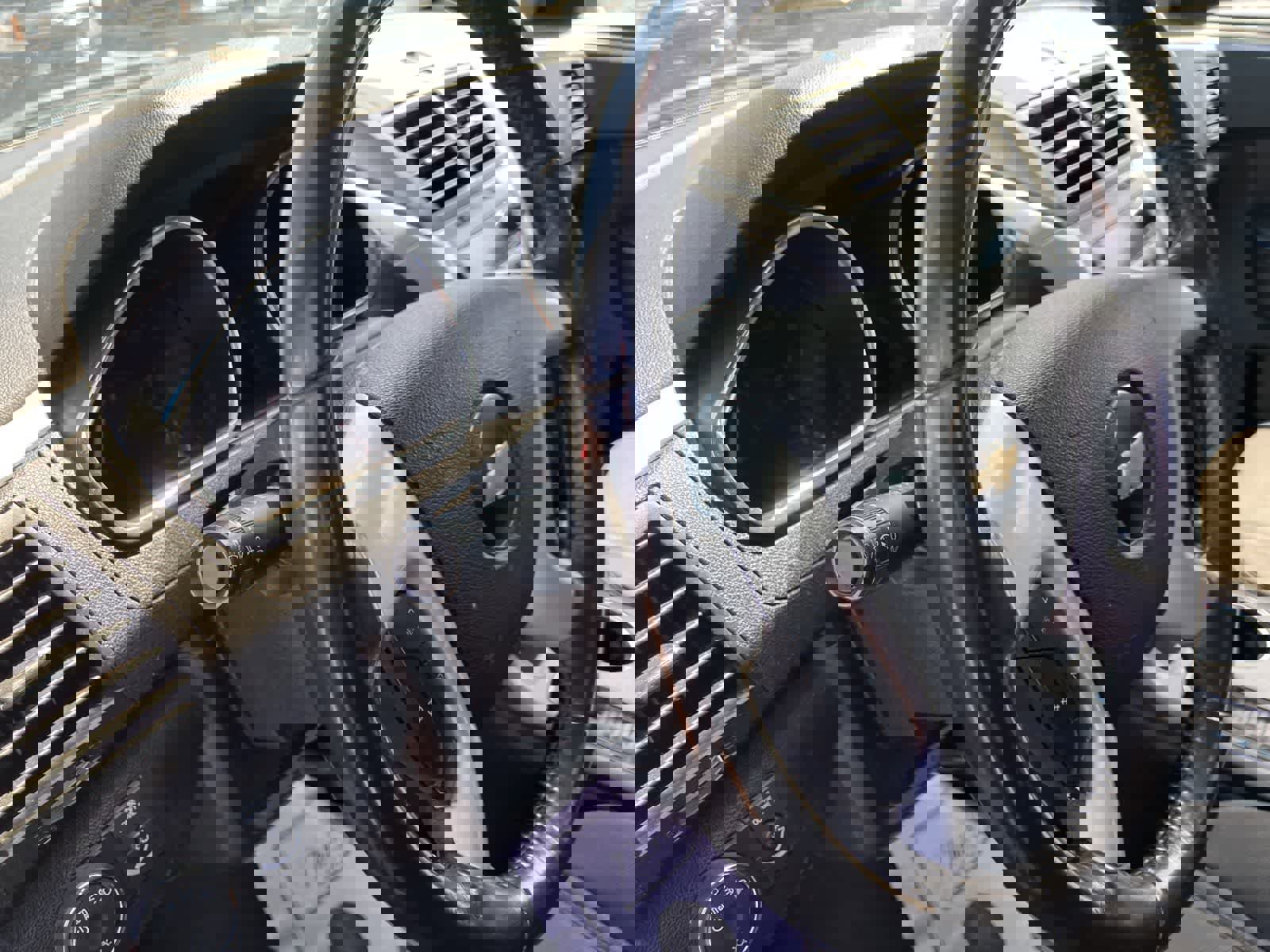 Used 2009 Chevrolet Traverse LT image 28