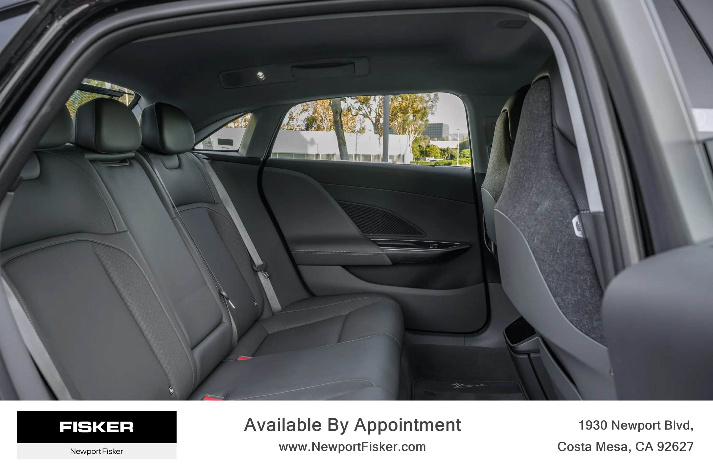 Used 2025 Lucid Air Touring AWD/4WD image 28