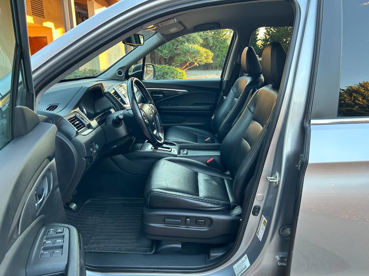 Used 2017 Honda Ridgeline RTL-T image 27