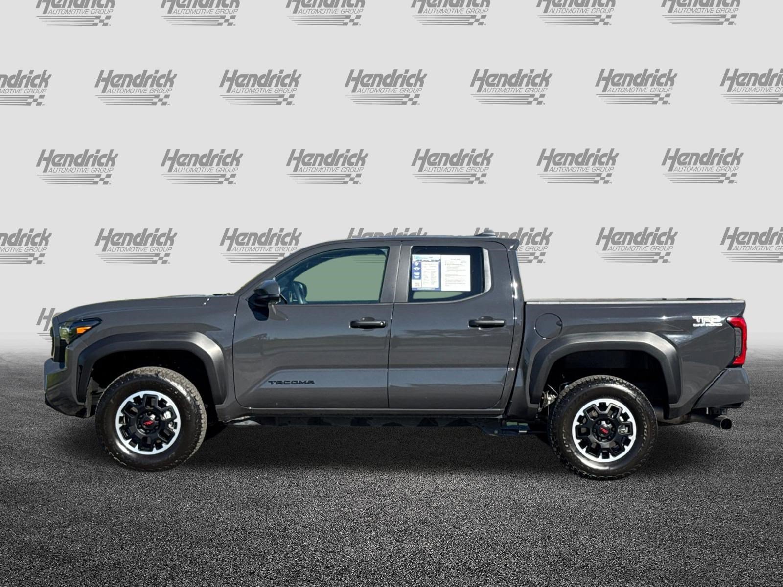 Used 2026 Toyota Tacoma TRD Off-Road AWD/4WD image 8