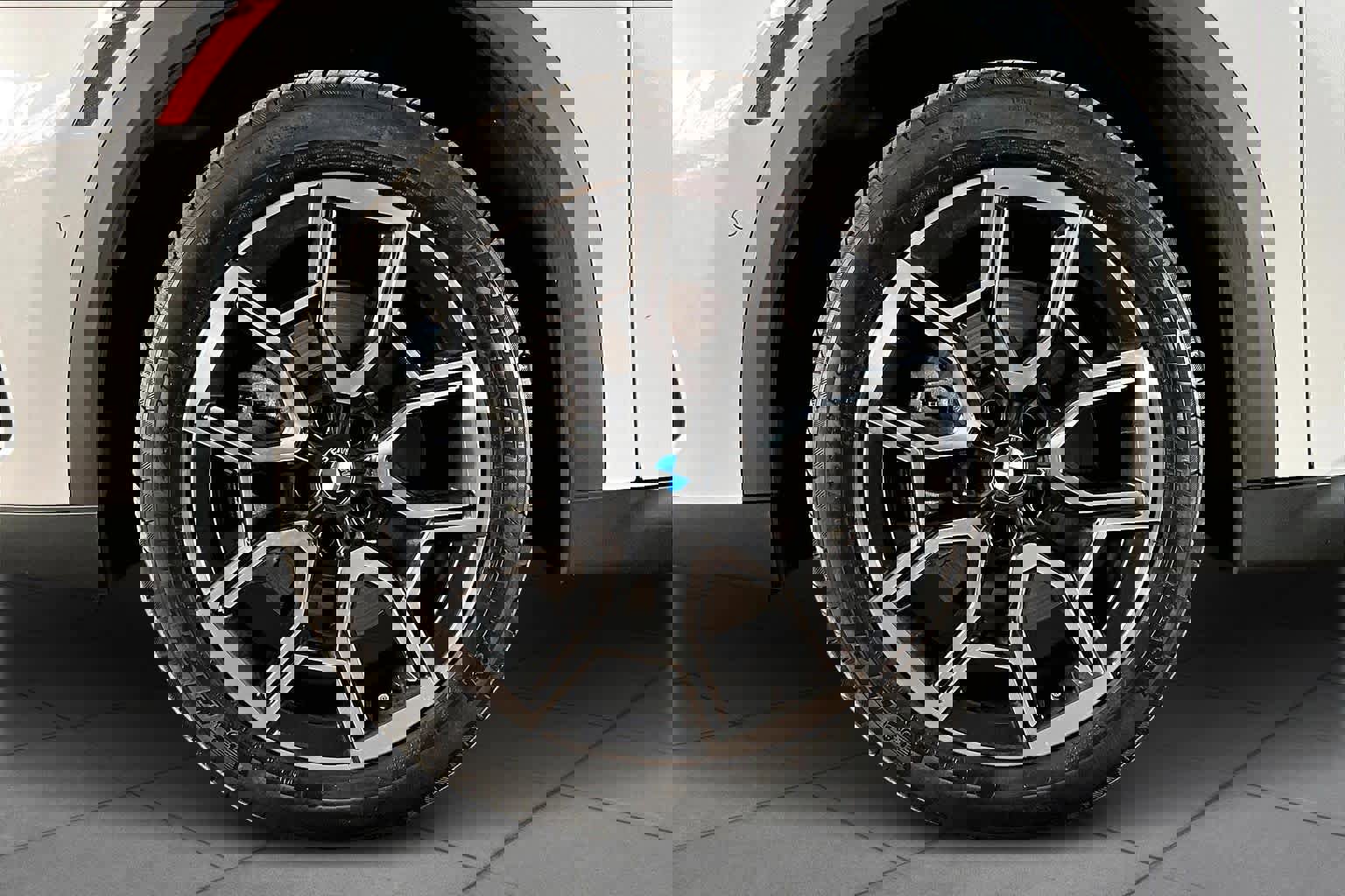 Certified 2025 BMW X2 xDrive28i image 11