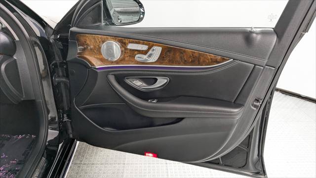 Used 2017 Mercedes-Benz E 300 4MATIC w/ Premium 1 Package image 23