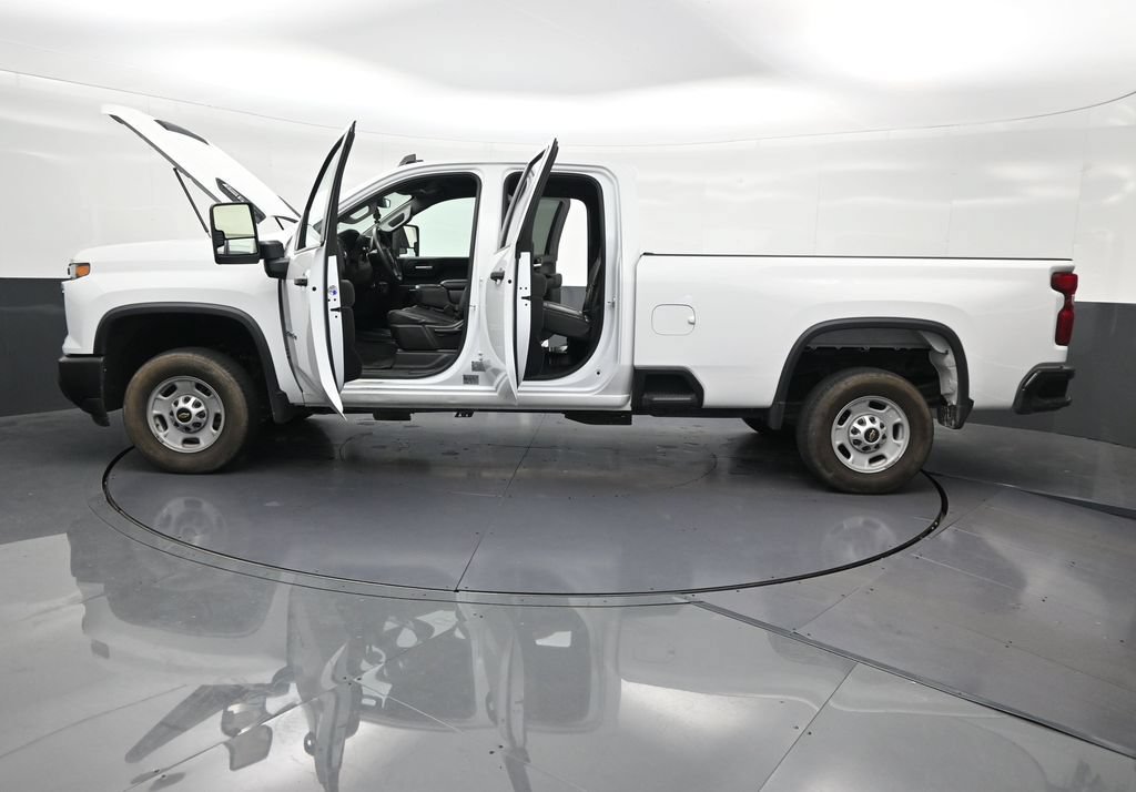Used 2024 Chevrolet Silverado 2500 W/T w/ WT Convenience Package RWD image 33
