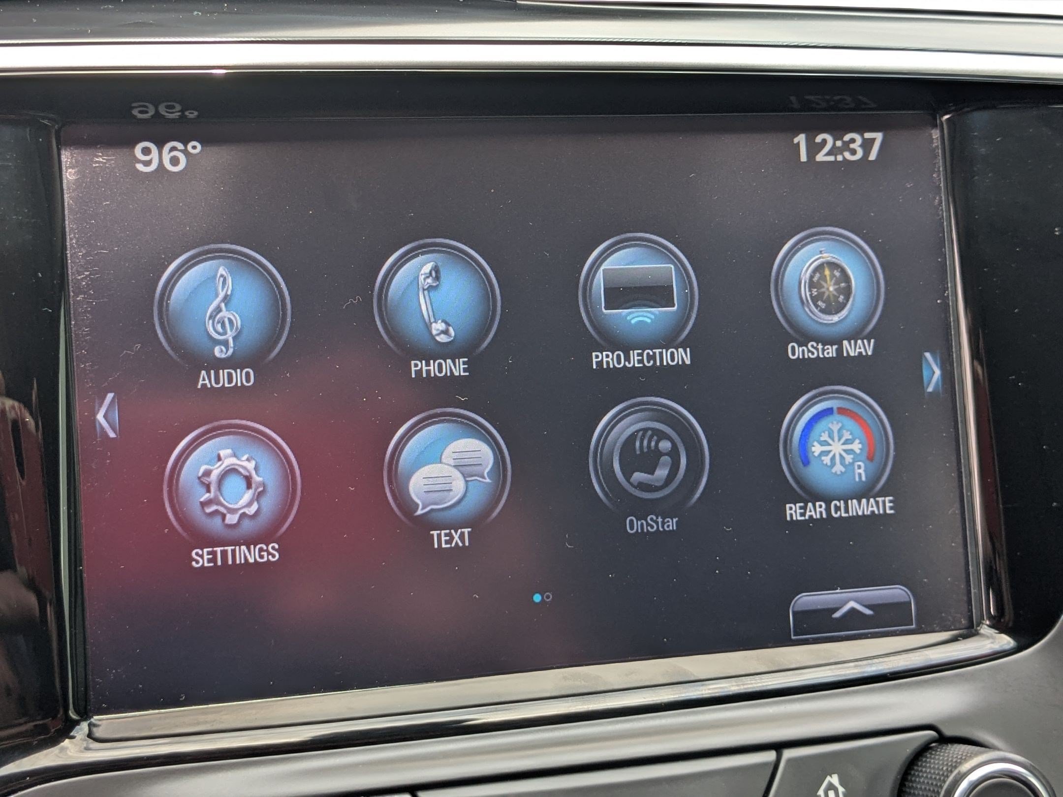 Certified 2020 Buick Envision Essence w/ LPO, Active Package AWD/4WD image 22