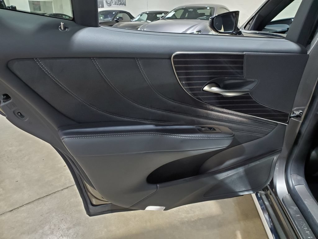 Used 2020 Lexus LS 500 w/ Accessory Package (Z2) RWD image 25
