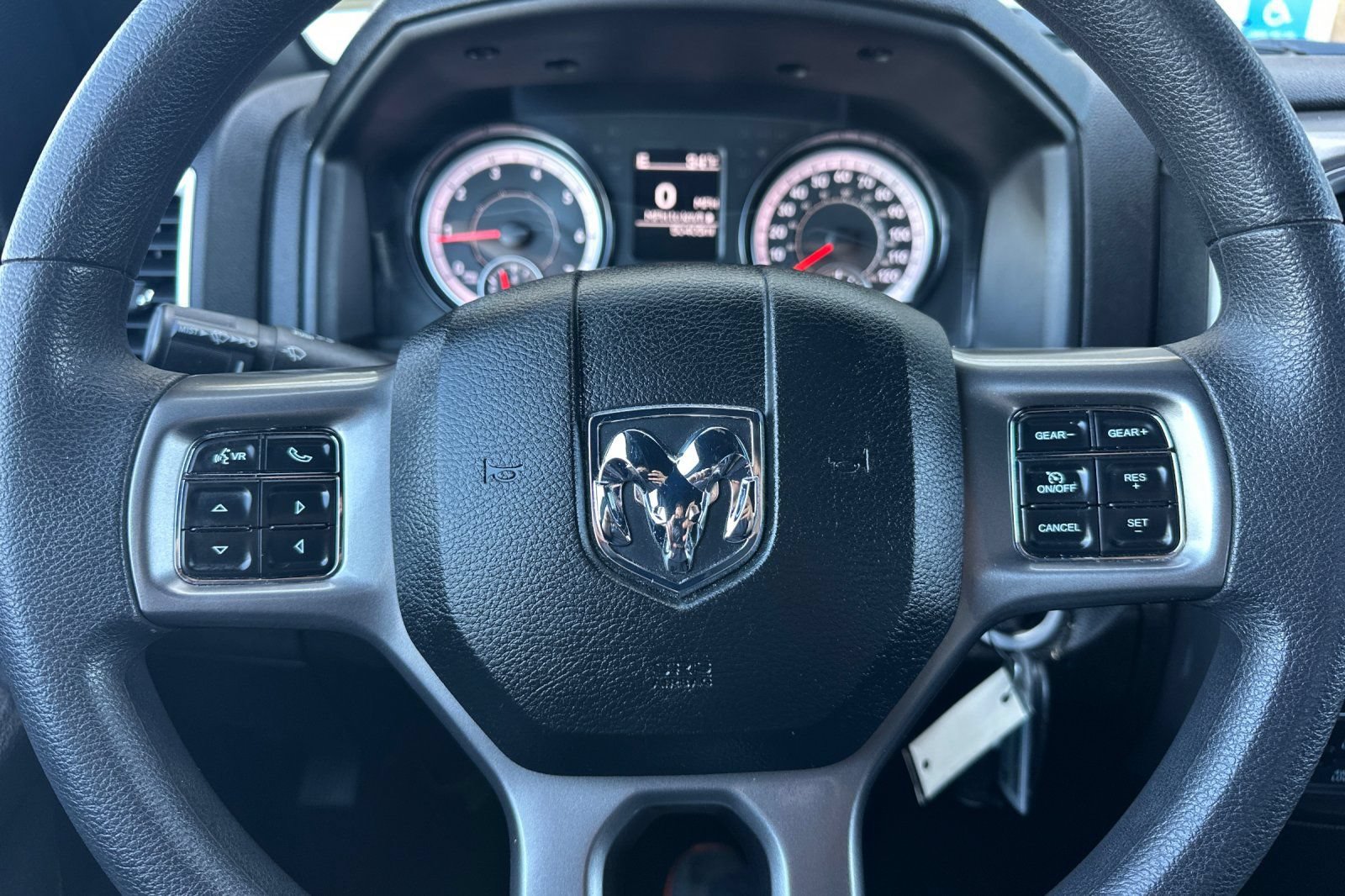 Used 2024 RAM 1500 Warlock AWD/4WD image 30