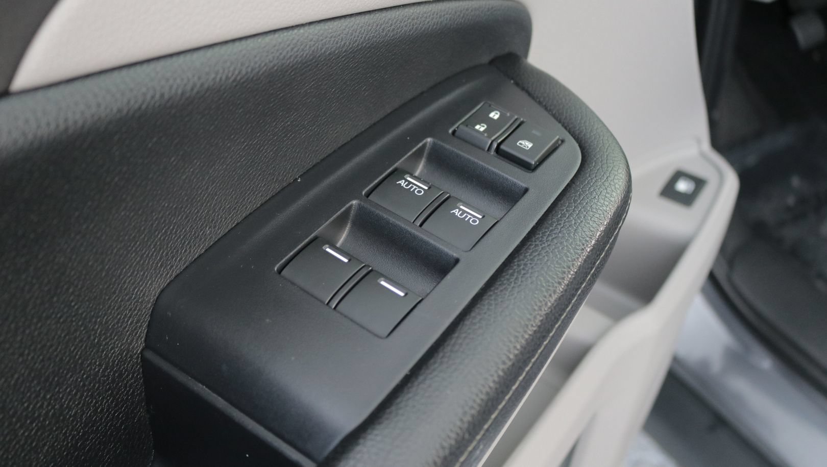 Used 2019 Honda Ridgeline RTL image 11