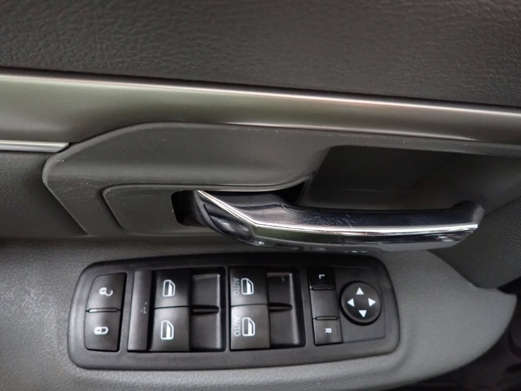 Used 2015 RAM 1500 Big Horn AWD/4WD image 20