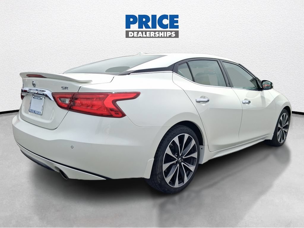 Used 2017 Nissan Maxima SR FWD image 5