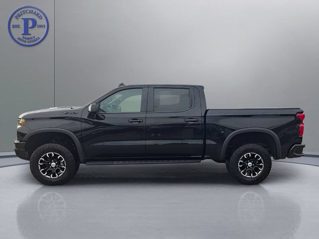Used 2024 Chevrolet Silverado 1500 ZR2 w/ Technology Package AWD/4WD image 4