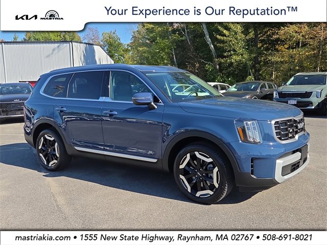 Certified 2025 Kia Telluride S