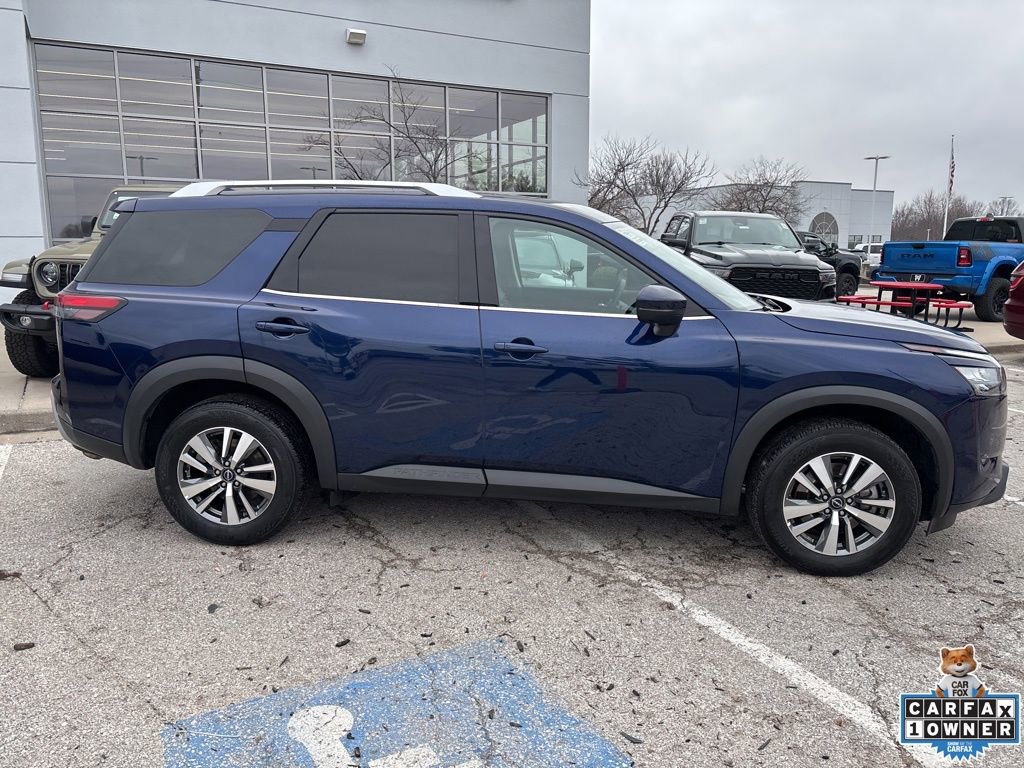 Used 2025 Nissan Pathfinder SL image 36