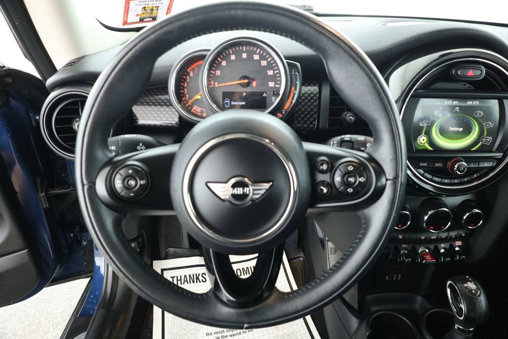 Used 2018 MINI Cooper S image 11