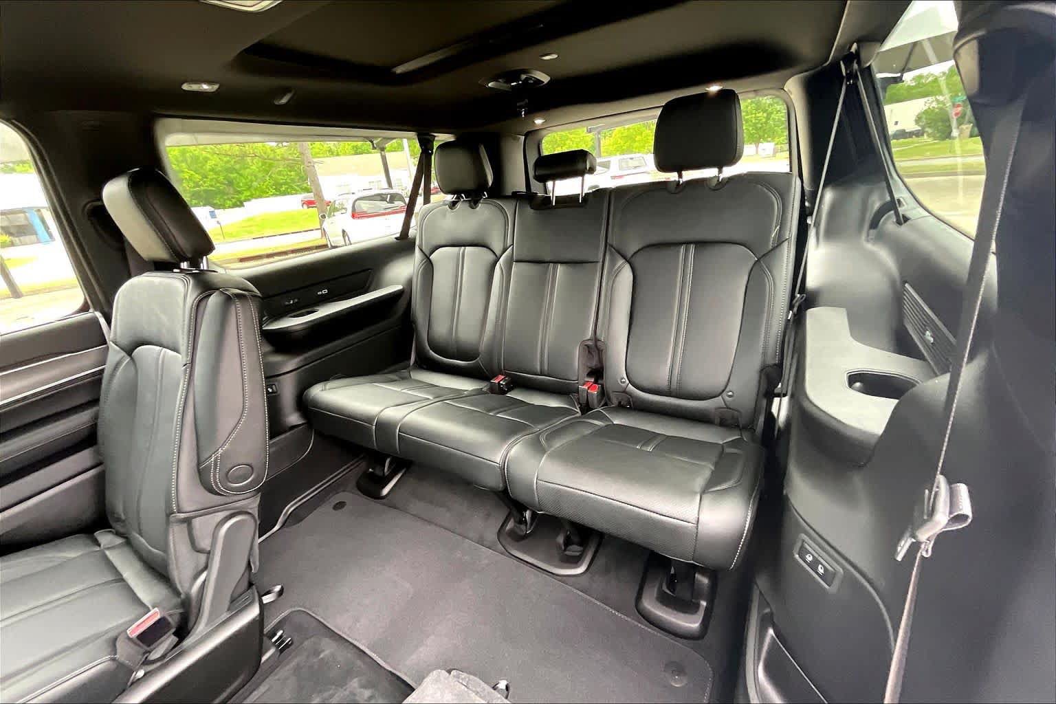 New 2026 Jeep Grand Wagoneer L Limited AWD/4WD image 22