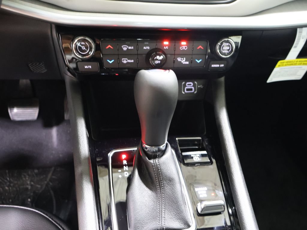 New 2026 Jeep Compass Limited AWD/4WD image 23