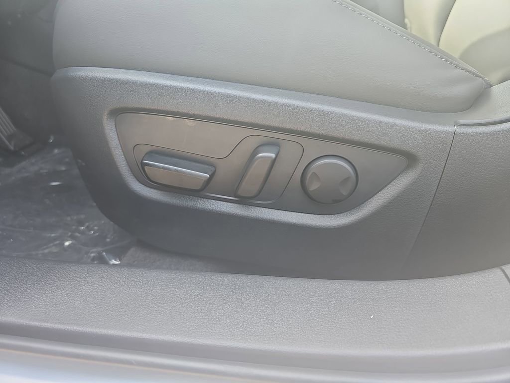 New 2026 MAZDA CX-30 AWD 2.5 S w/ Select Sport Pkg image 30