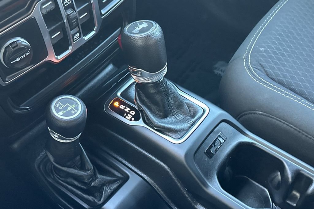 Used 2021 Jeep Wrangler Unlimited Sport image 19