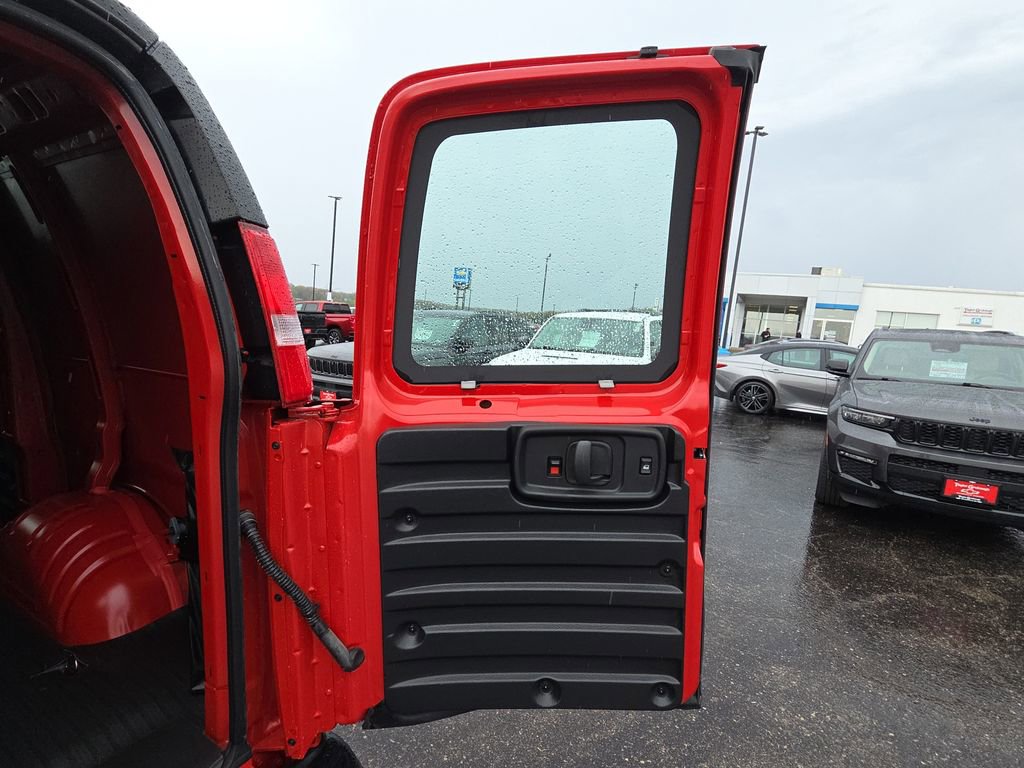 New 2026 Chevrolet Express 3500 RWD image 27