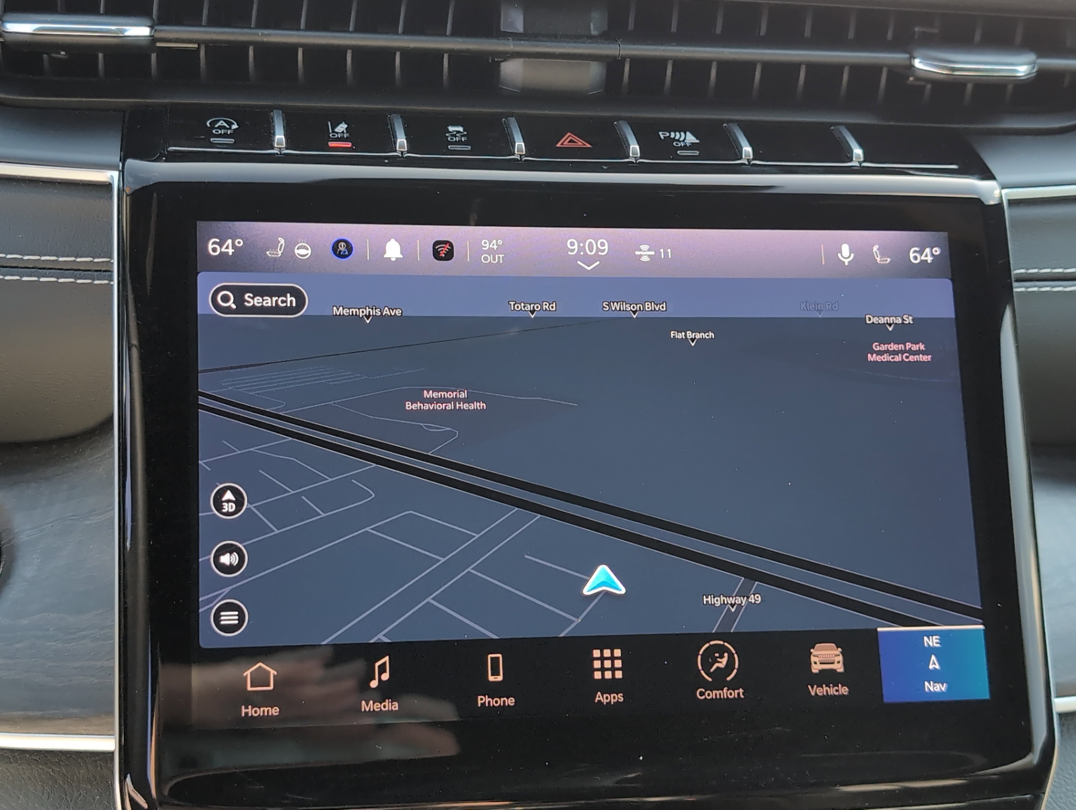 Used 2024 Jeep Grand Cherokee Limited w/ Black Appearance Package image 14