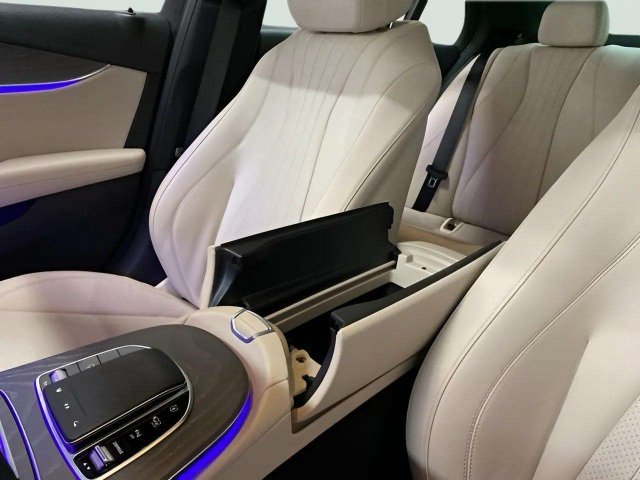 Used 2023 Mercedes-Benz E 350 Sedan w/ Premium Package image 59