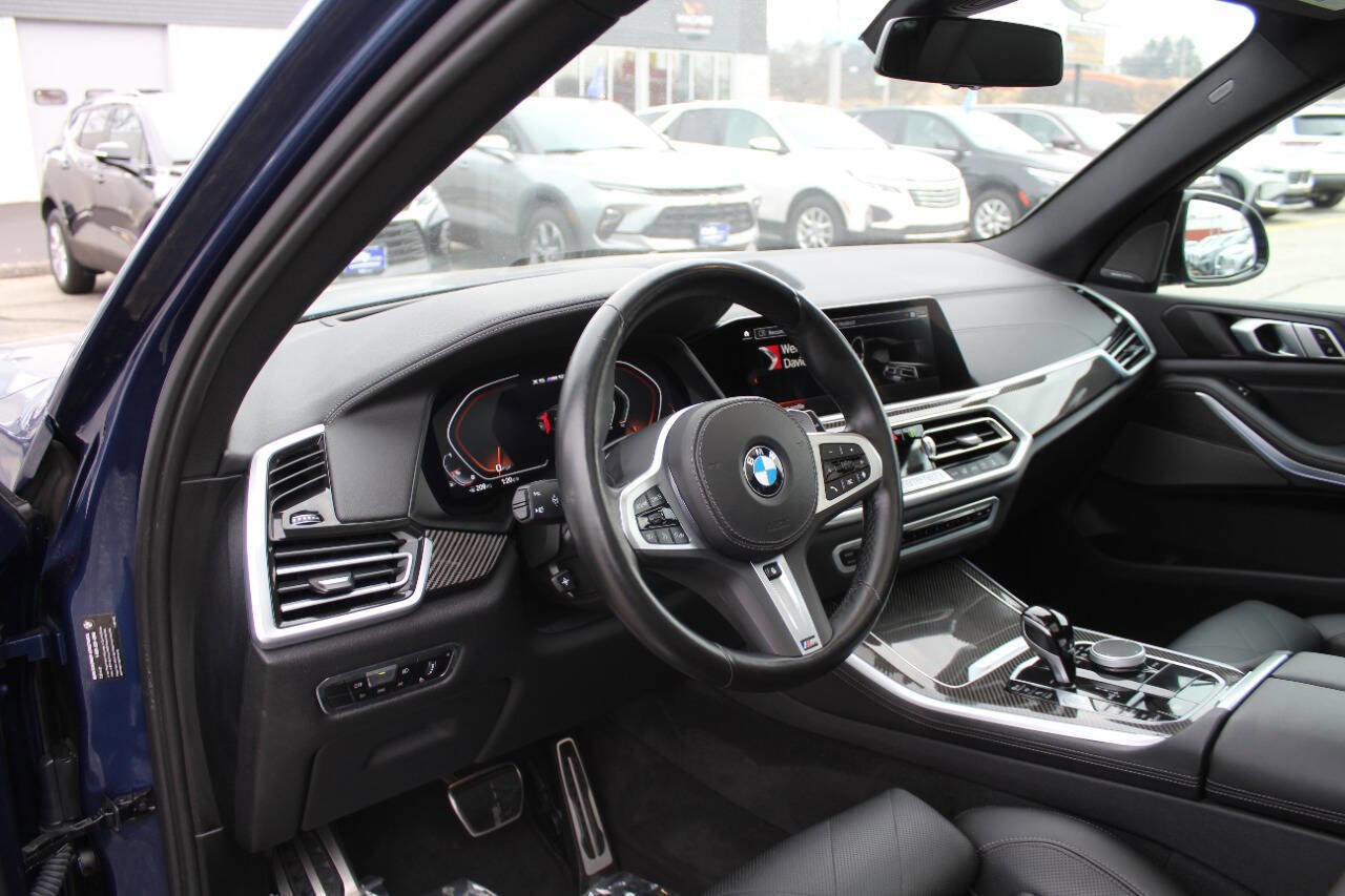 Used 2023 BMW X5 M50i w/ Climate Comfort Package image 27