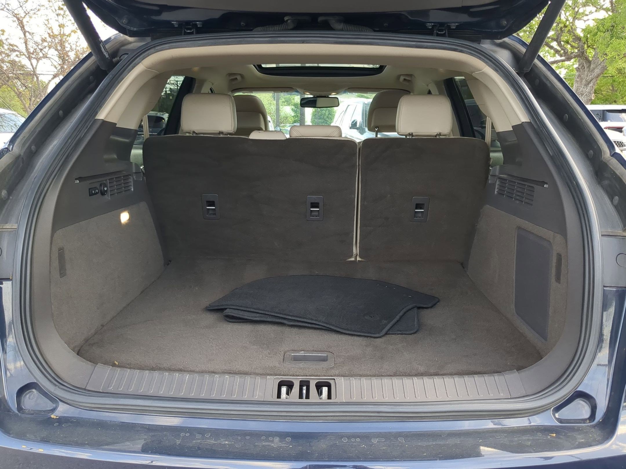 Used 2018 Lincoln MKX Reserve w/ Lincoln MKX Climate Package image 23