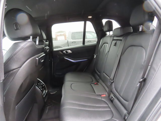 Used 2020 BMW X5 xDrive40i w/ Premium Package image 22
