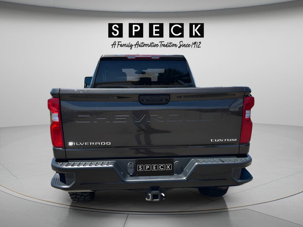 Used 2020 Chevrolet Silverado 2500 Custom w/ Custom Value Package AWD/4WD image 4