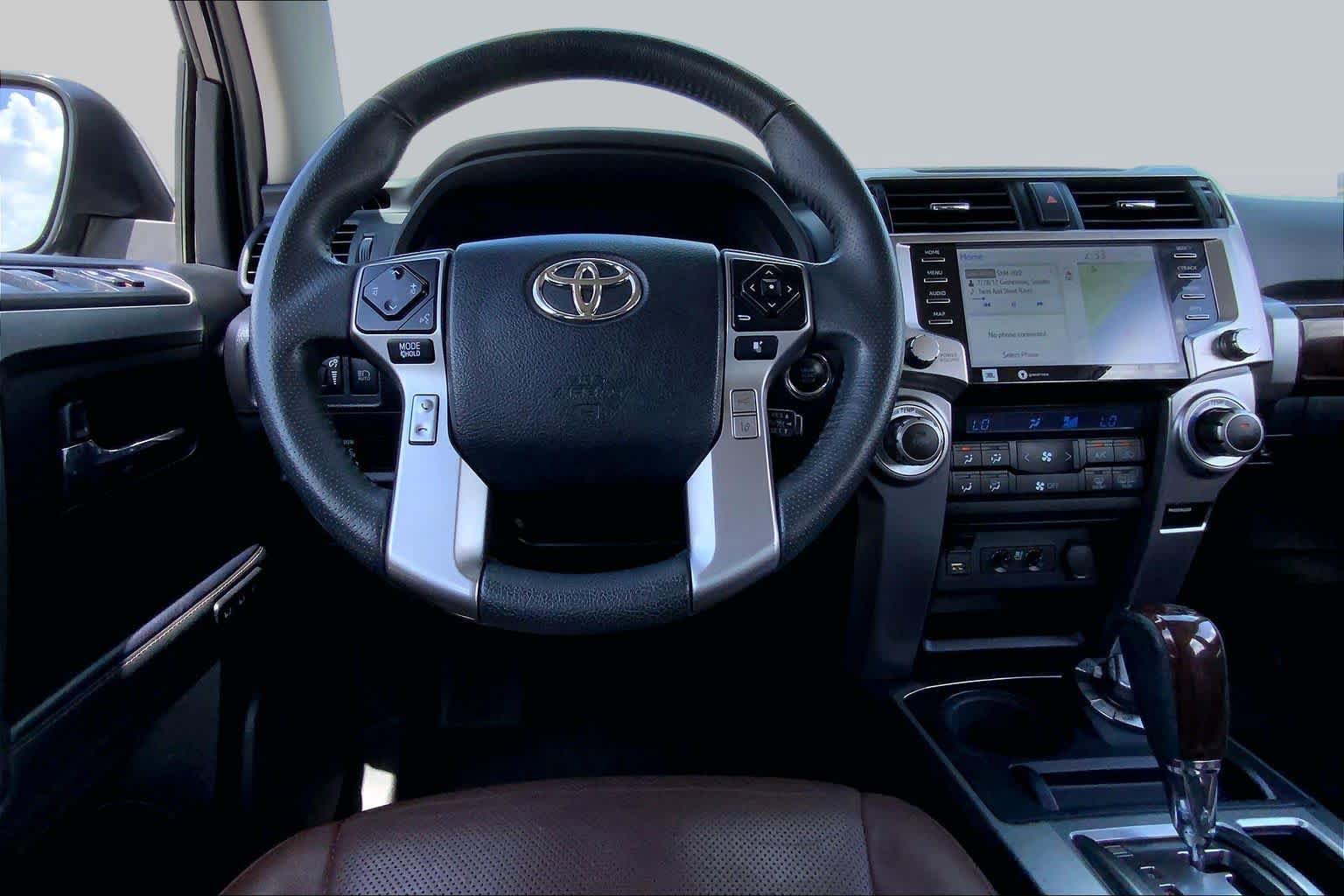 Used 2021 Toyota 4Runner Limited AWD/4WD image 10