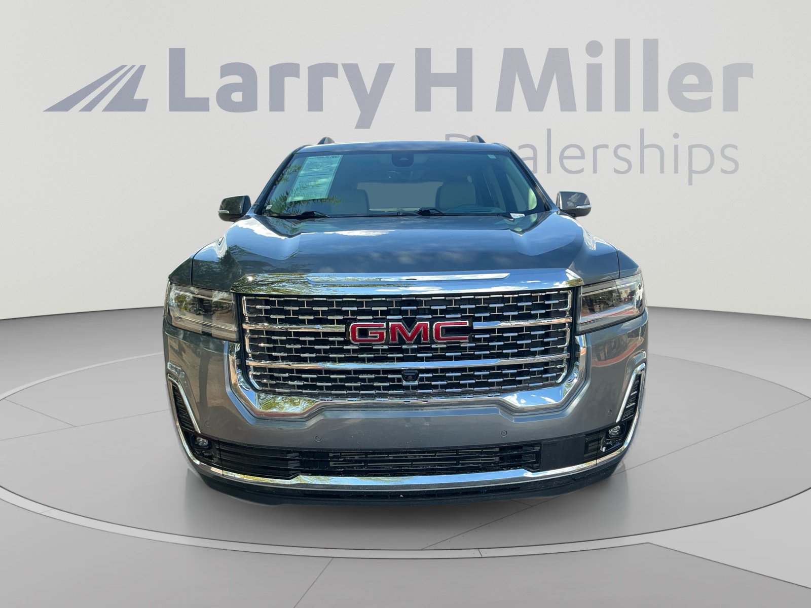 Used 2021 GMC Acadia Denali w/ Denali Ultimate Package AWD/4WD image 7