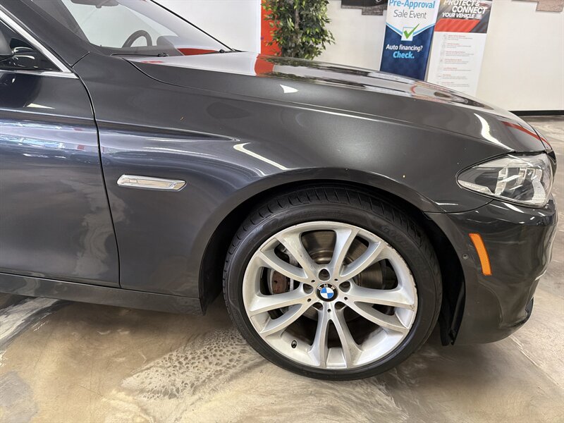 Used 2015 BMW 535i Sedan RWD image 12
