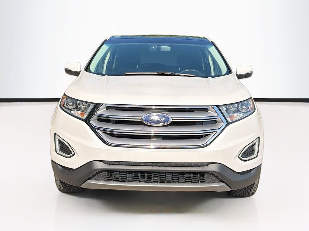 Used 2018 Ford Edge Titanium w/ Cold Weather Package FWD image 2