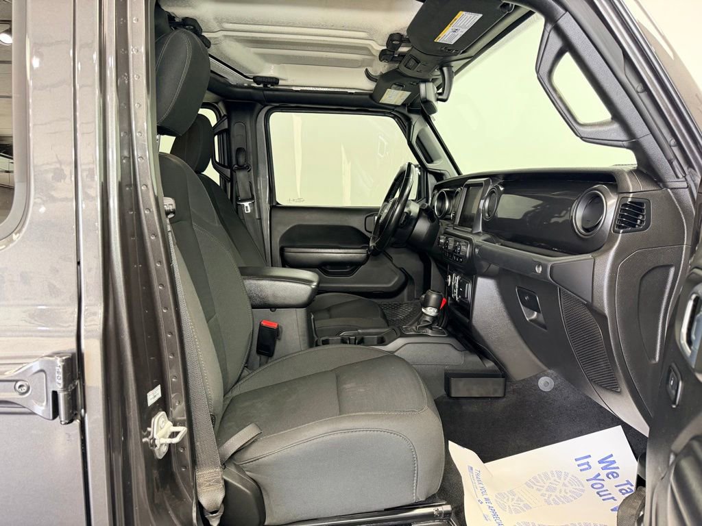 Used 2021 Jeep Gladiator Sport AWD/4WD image 11