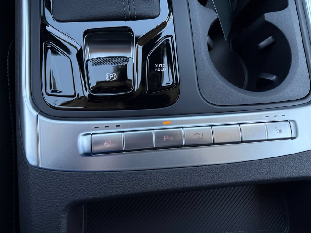 New 2027 Kia Carnival EX FWD image 19