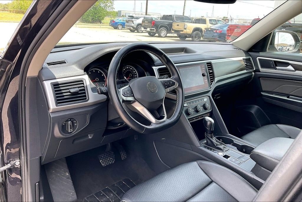 Used 2021 Volkswagen Atlas SE FWD image 14