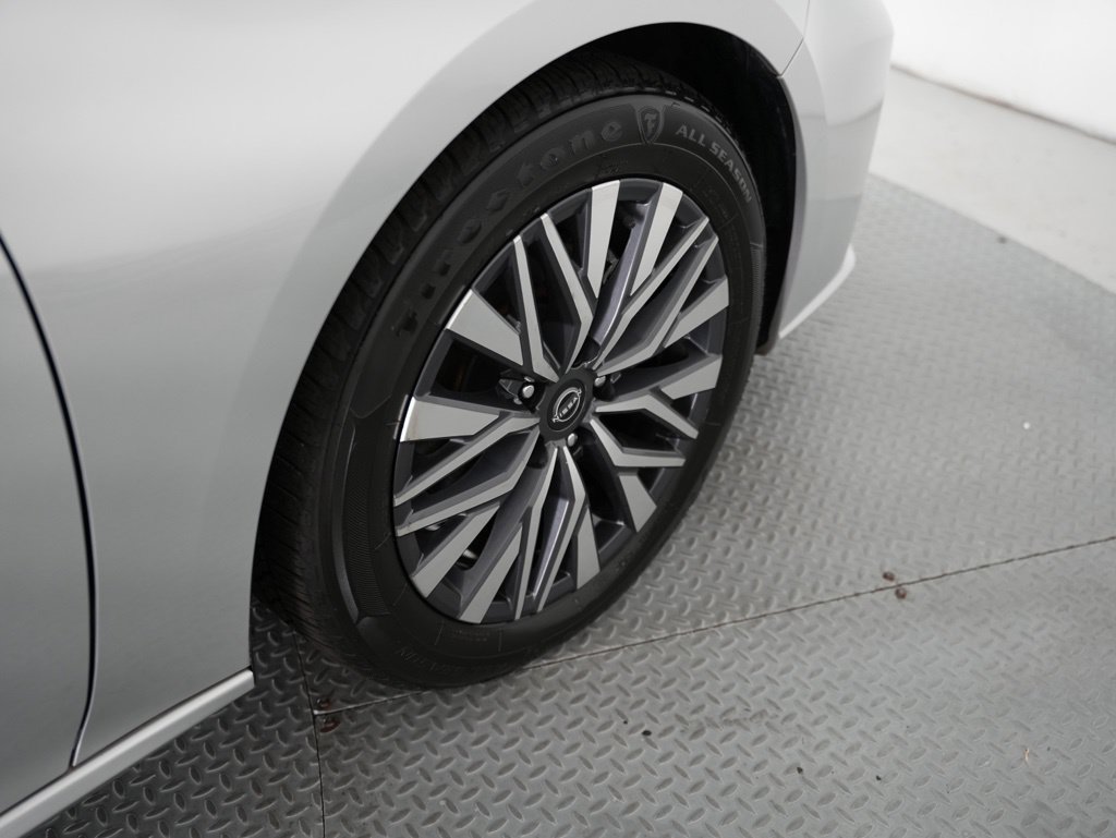 Used 2023 Nissan Altima 2.5 SV w/ SV Premium Package FWD image 53