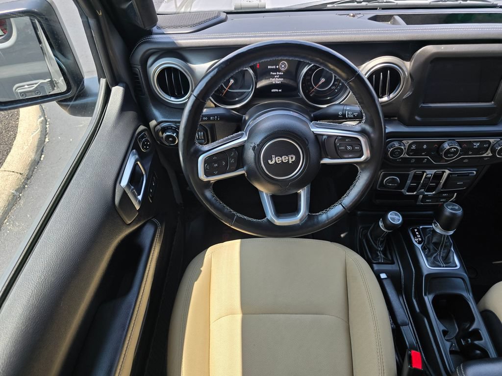 Used 2021 Jeep Wrangler Unlimited Sahara w/ Cold Weather Group AWD/4WD image 19