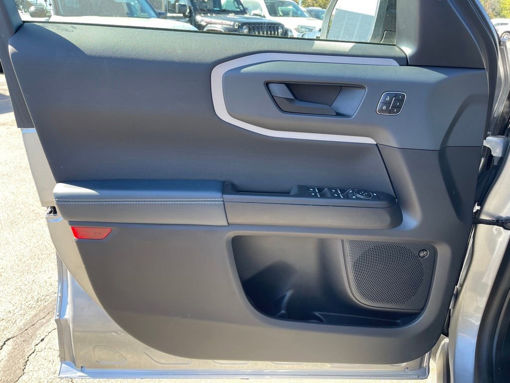 Used 2023 Ford Bronco Sport Outer Banks w/ Tech Package image 17