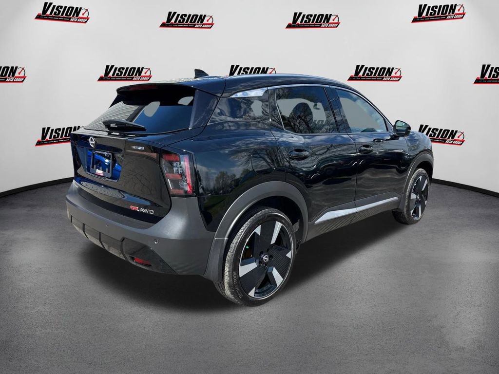 Used 2025 Nissan Kicks SR image 5