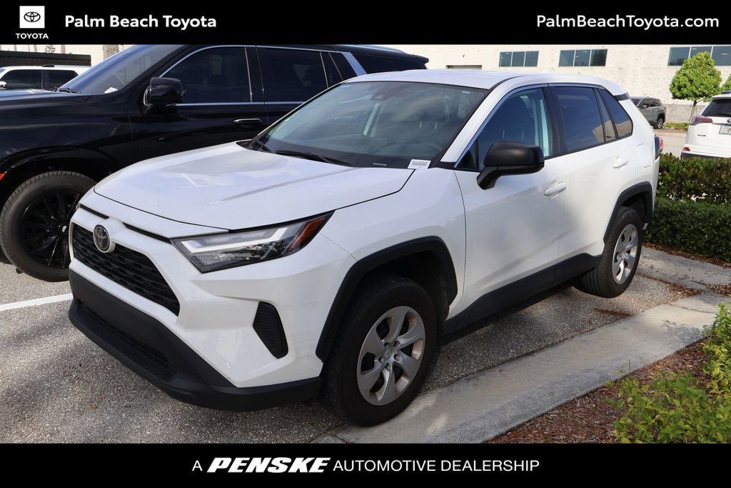 Used 2023 Toyota RAV4 LE image 1