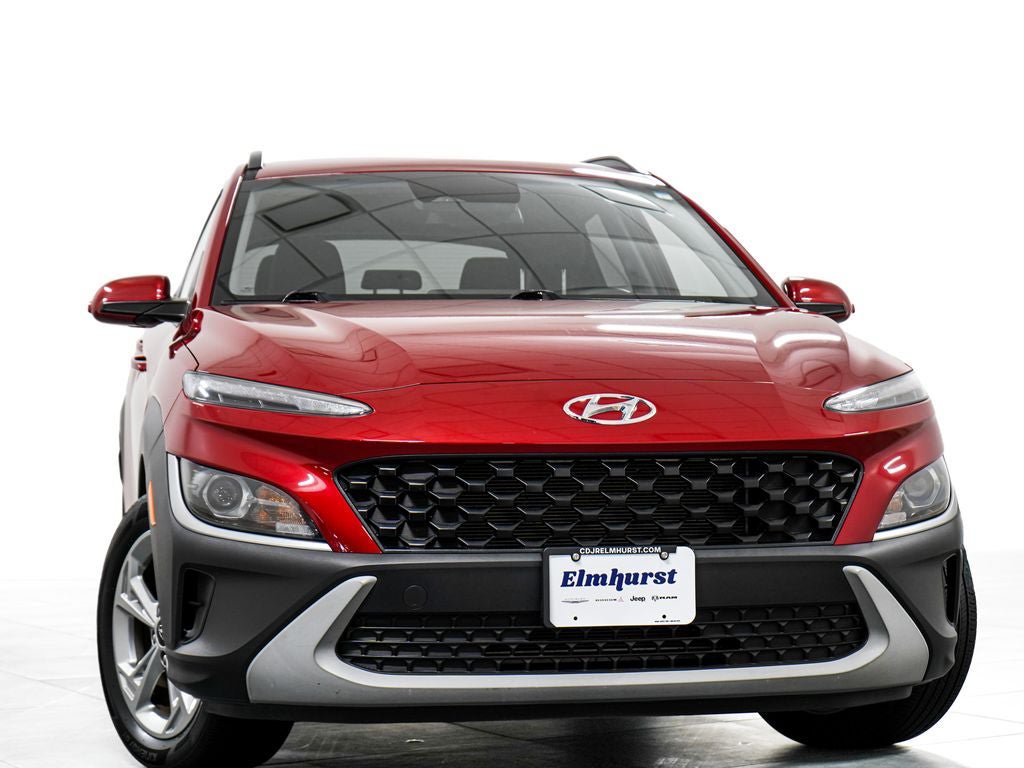 Used 2022 Hyundai Kona SEL w/ Cargo Package AWD/4WD image 3