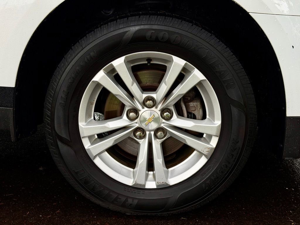 Used 2015 Chevrolet Equinox LS image 68