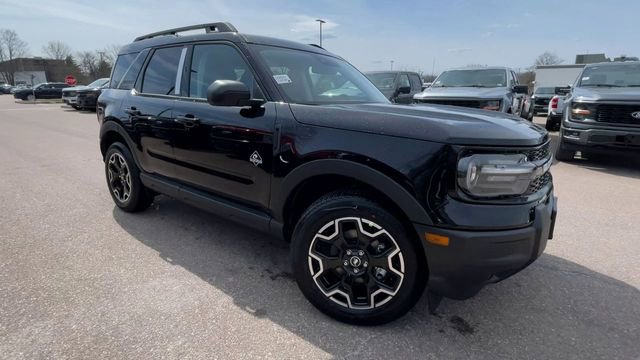 New 2025 Ford Bronco Sport Outer Banks image 8