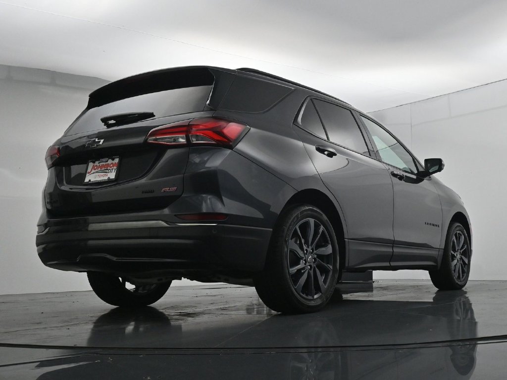 Used 2022 Chevrolet Equinox RS w/ RS Leather Package AWD/4WD image 36