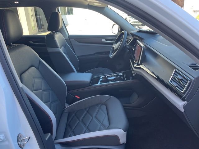 New 2026 Volkswagen Atlas Peak Edition image 33